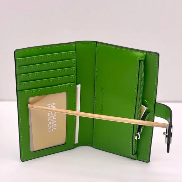 Michael Kors GREENWICH Medium Bifold Wallet Jungle Green - Picture 5 of 11